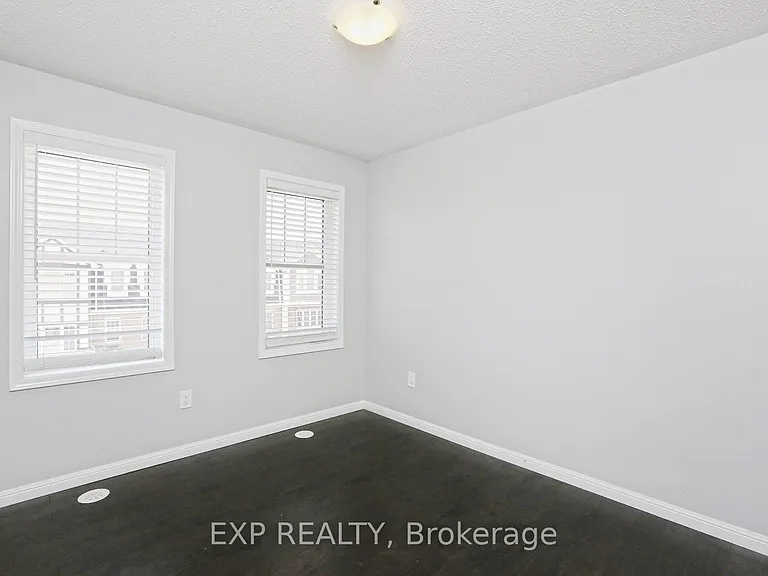11 Crossbill Rd — Photo 30