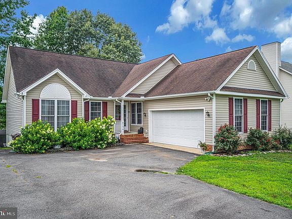 2nd image of 6196 Derby Way