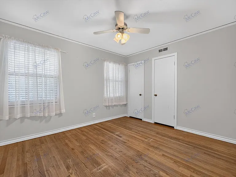 3550 Ainsworth Dr — Photo 12
