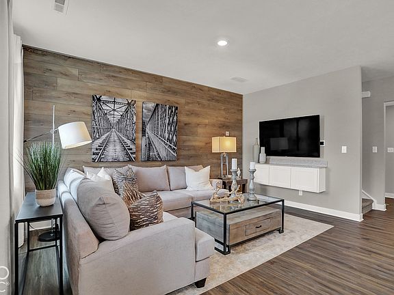 4th image of 8936 Silver Springs Cir