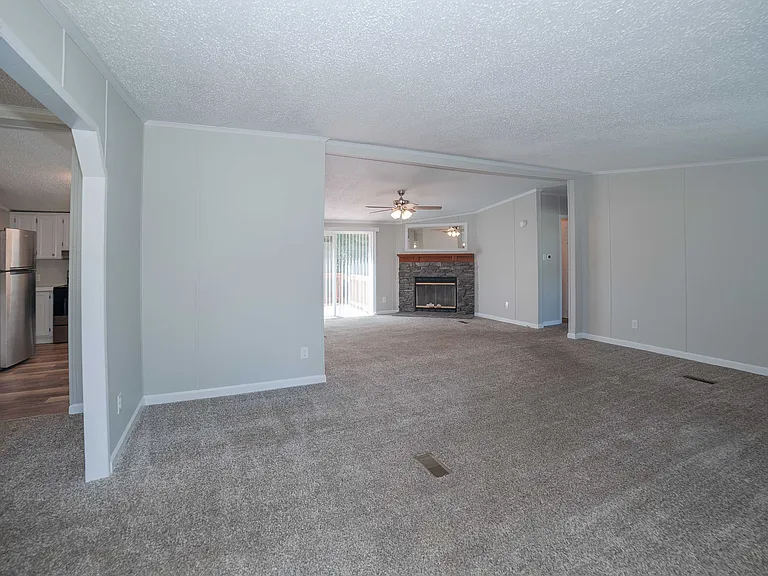 7341 April Dr — Photo 6