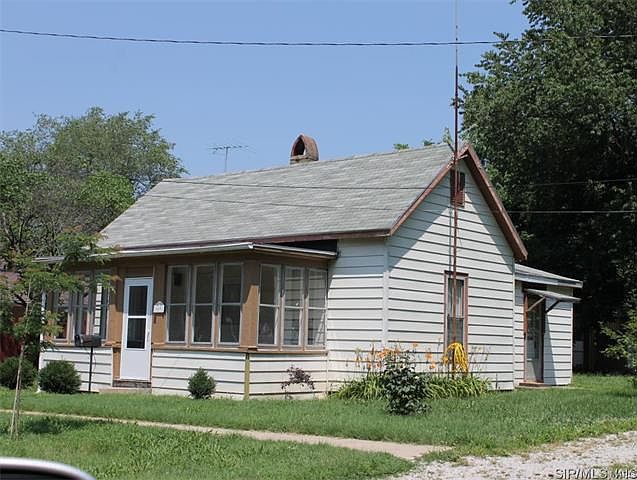 1st image of 509 E South Ave