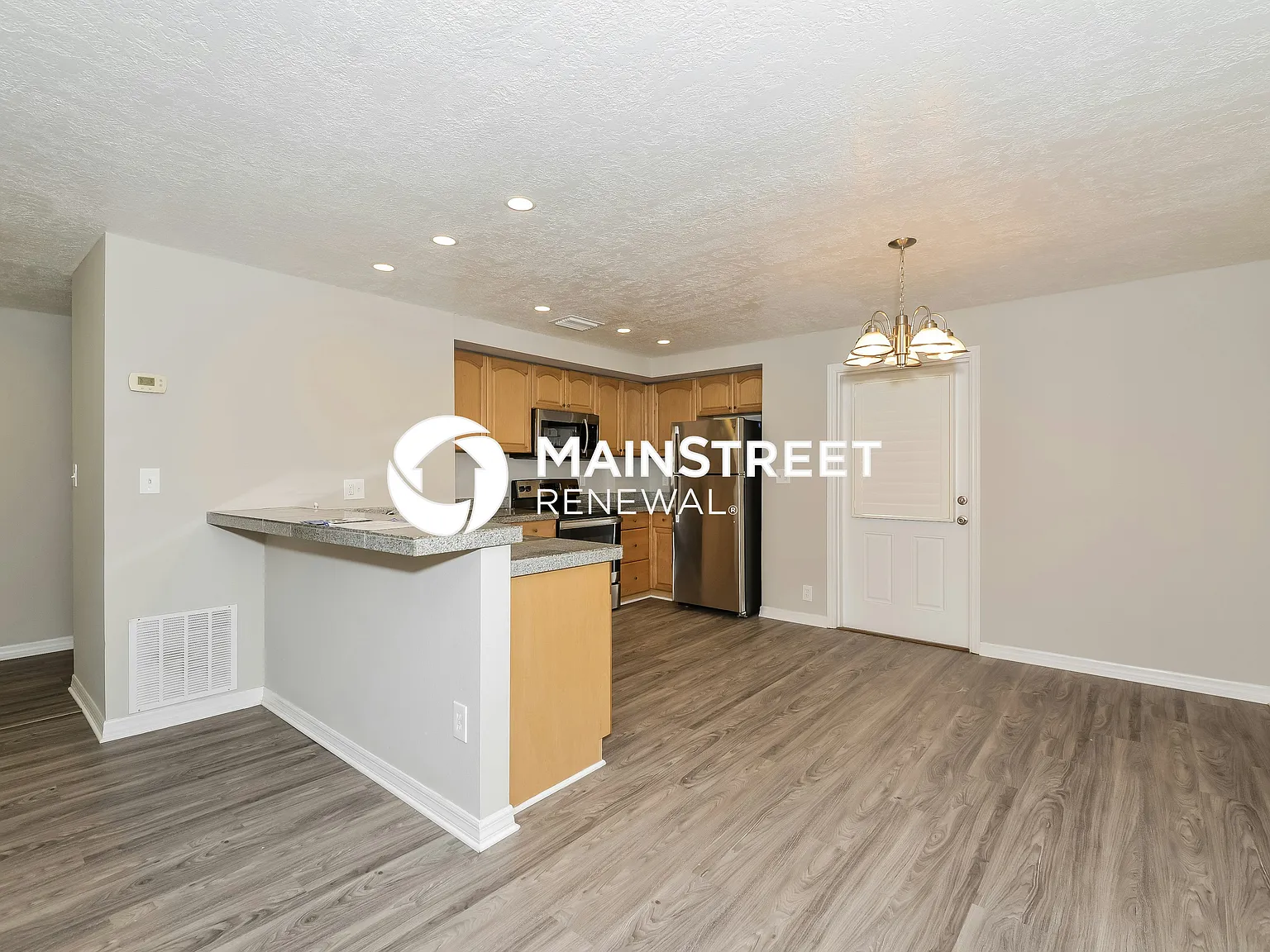 2136 Fairfield Ave — Photo 4