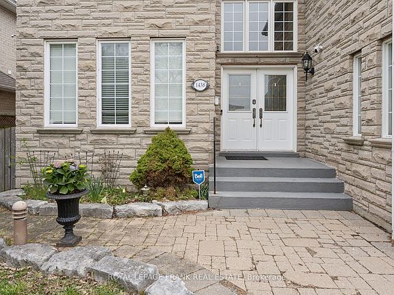 3rd image of 1438 Rosebank Rd