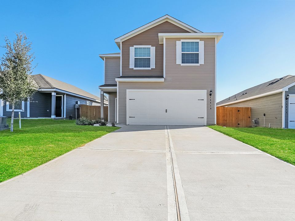 1st image of 26619 Ezemily Dr