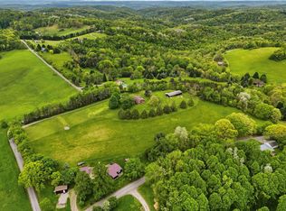 1389 Gilchrist Rd, Vandergrift, PA 15690