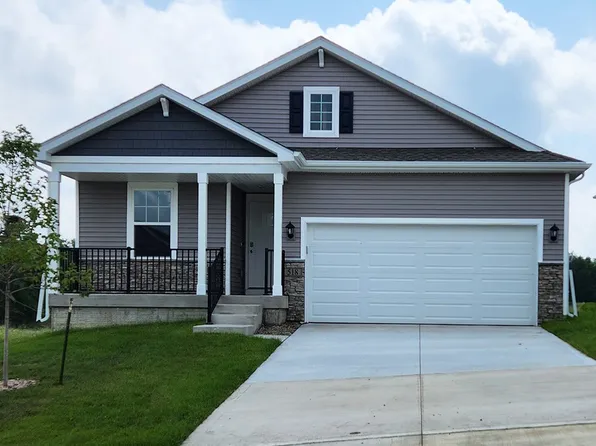 700 E Bear Dr, Tiffin, IA 52340