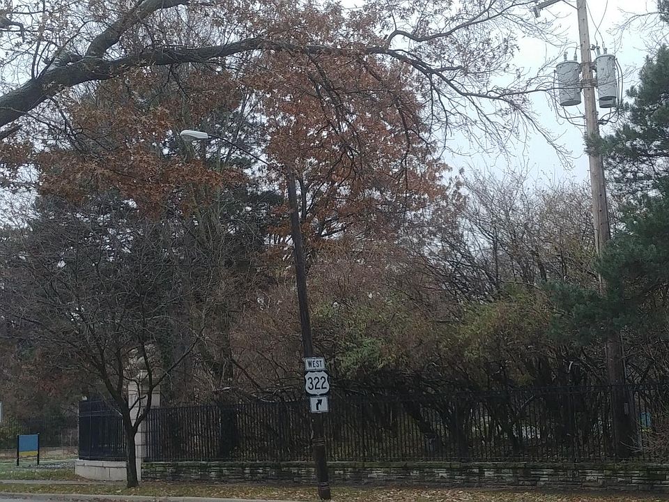 2nd image of 2600 Mayfield Rd APT 1