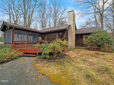 120 Burning Tree Dr, Lords Valley, PA, 18428