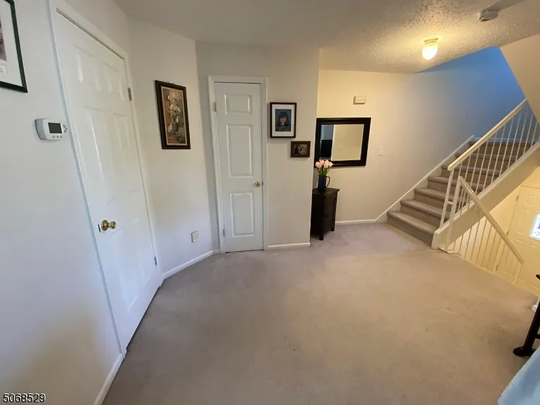 15 Starling Way — Photo 16