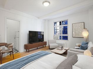 208 W 23rd St APT 405, New York, NY 10011