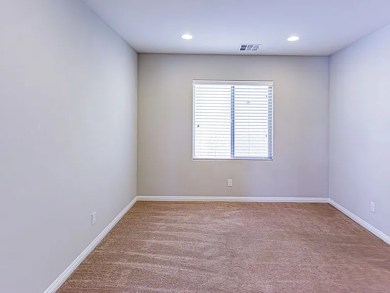 8538 Helvetia Ln — Photo 5