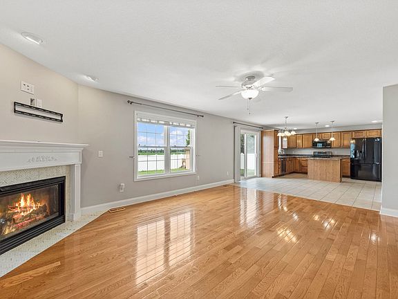 4th image of 2003 Summerfield Ln