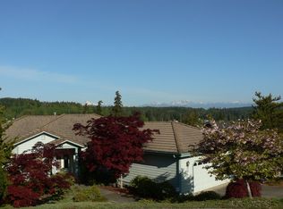 6051 Sandpiper Ct, Bremerton, WA 98312