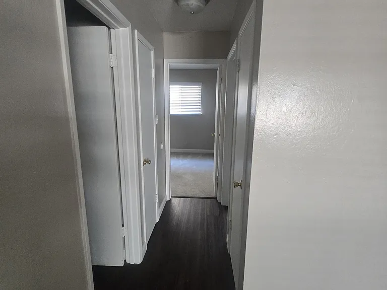 255 MacArthur Boulevard — Photo 48