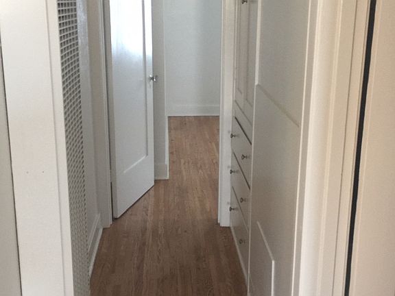 5th image of 567 W 23rd St #569