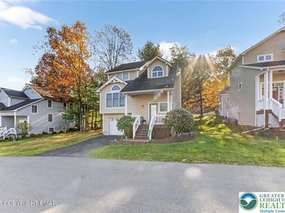 230 Hawthorne Village Ct, East Stroudsburg, PA, 18302