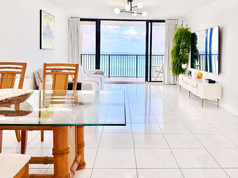 2101 S Ocean Dr #1402 — Photo 5