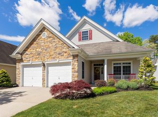 24 Marigold Cir, Egg Harbor Township, NJ 08234