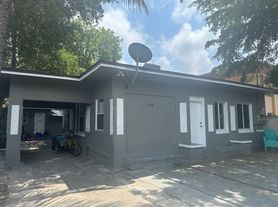 Apartment in the Heart of Little Havana!