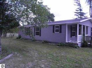 3556 N 39 1/2 Rd, Manton, MI 49663
