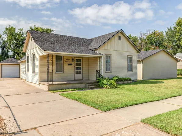 711 Morrison Ave, Salina, KS 67401