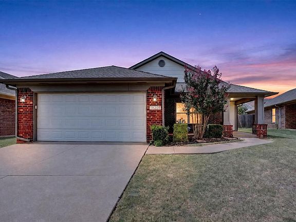 2nd image of 18205 Viento Dr