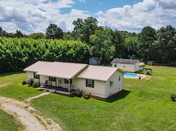 2006 Alexandria Jacksonvle Hwy, Jacksonville, AL 36265