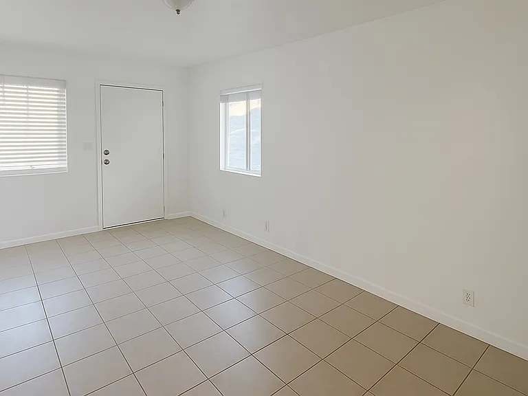 1722-24 National Ave #1/2 — Photo 2