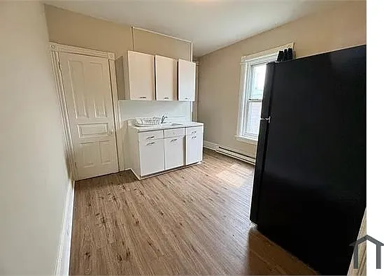 3 bed, 1361 sqft, $1,150 — Photo 2