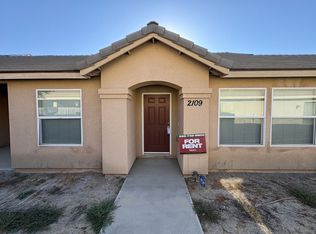 2109 Bella Oaks Dr, Tulare, CA 93274
