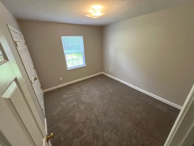324 Faith Rd — Photo 7