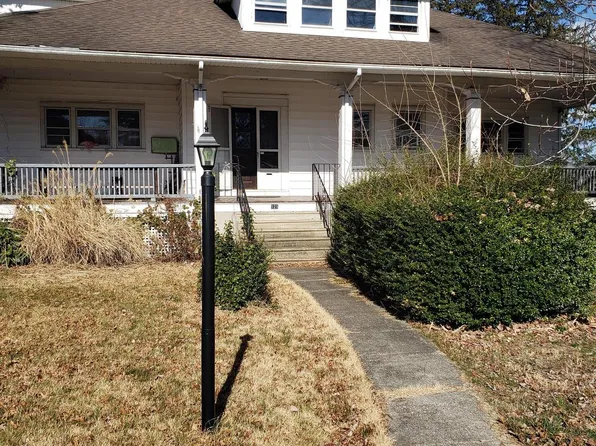 121 Ridgeway Ave, Norwood, PA 19074