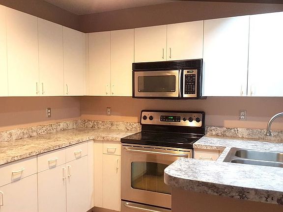3rd image of 6213 James St #1