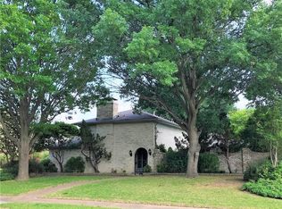35 Bunker Hl, Richardson, TX 75080