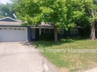 1802 W 21st St, Lawrence, KS 66046