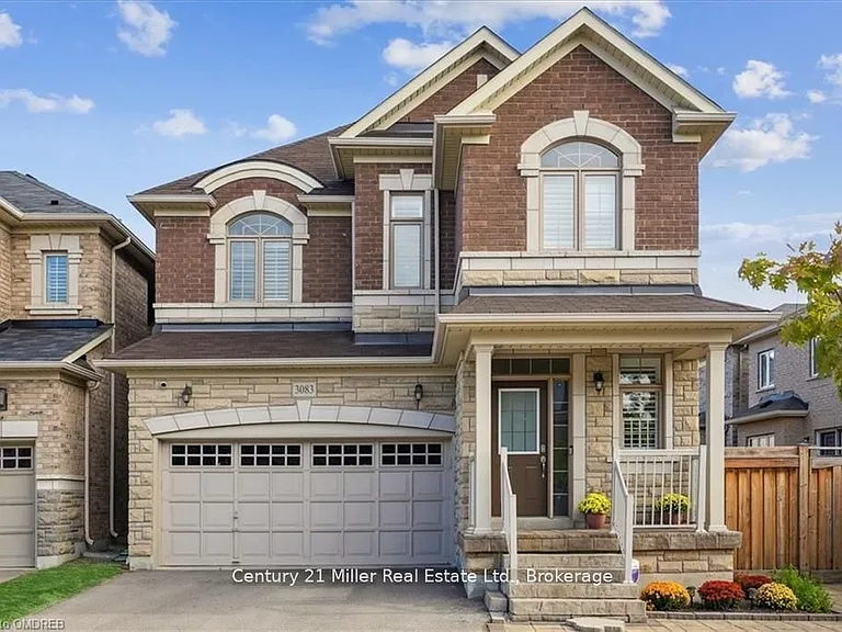 3083 Streamwood Pass — Photo 1