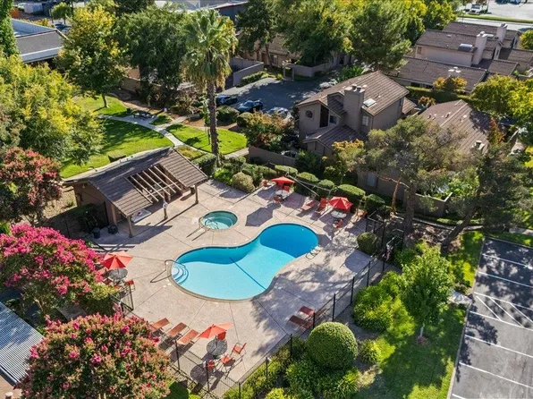 8113 Red Sherry Ln, Fair Oaks, CA 95628