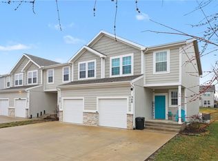 316 N 5th Ter, Louisburg, KS 66053