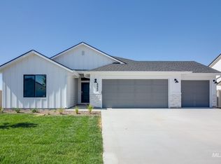 4822 Endicott St, Caldwell, ID 83605