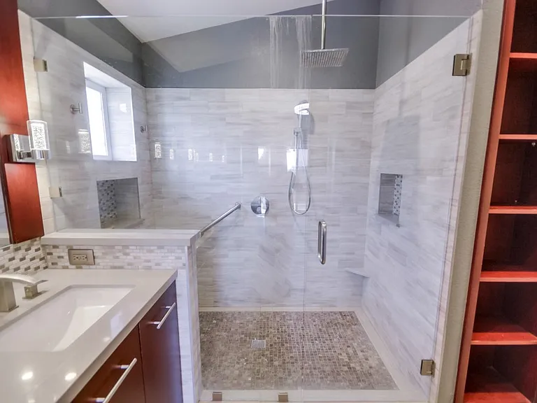 2703 Lobelia Rd — Photo 33
