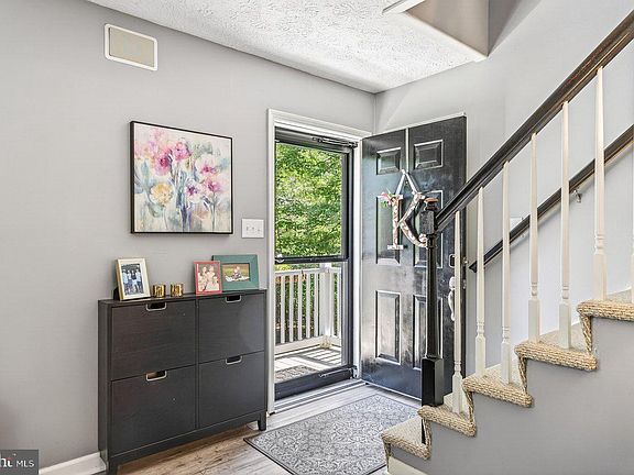 4th image of 119 Burners Cir