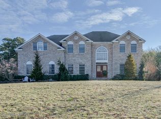 30 Mill Pond Rd, Jackson, NJ 08527