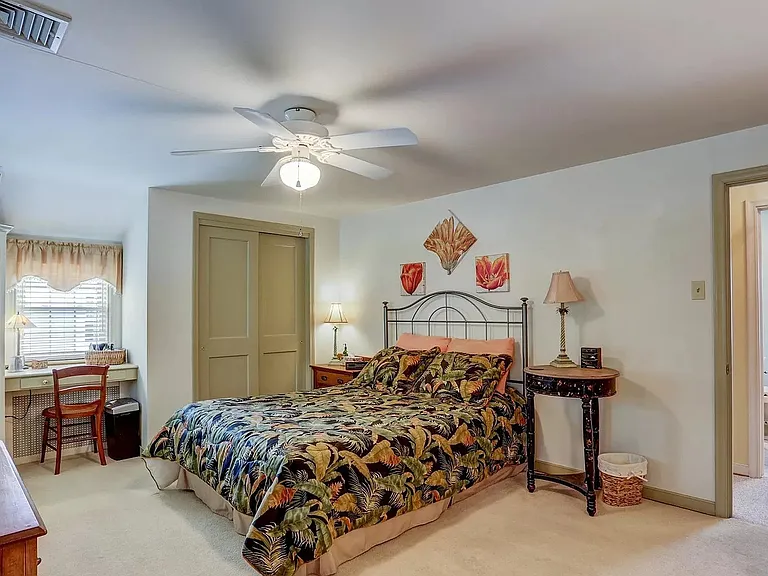 1321 Cheves Pl — Photo 21