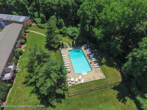 96 East Ave APT 15, Atlantic Highlands, NJ 07716