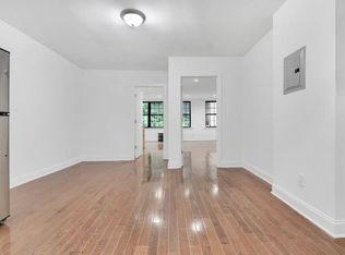 322 E 79th St APT 1B, New York, NY 10075