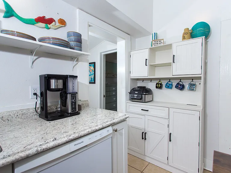 608 N 9th Ave #2 — Photo 14