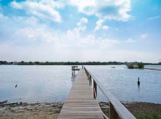 1318 Riverside Ave, Tarpon Springs, FL 34689