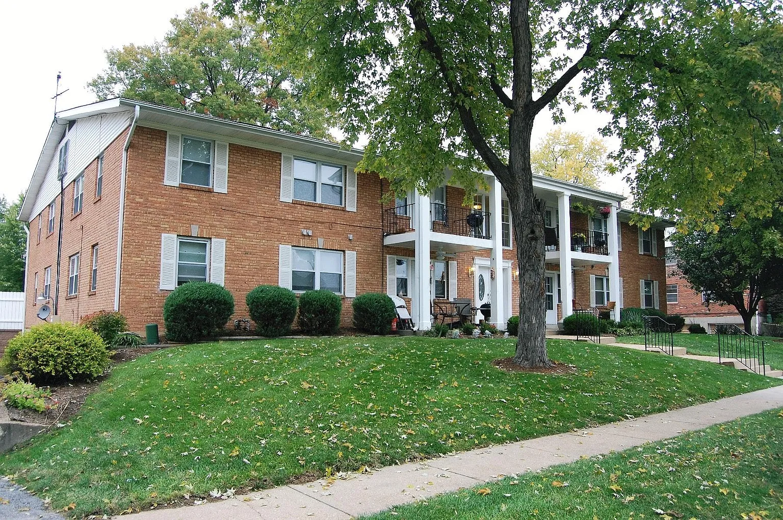 639 Highland Park Dr APT H photo 1