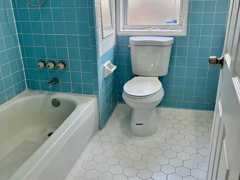 534 Lafayette St — Photo 11